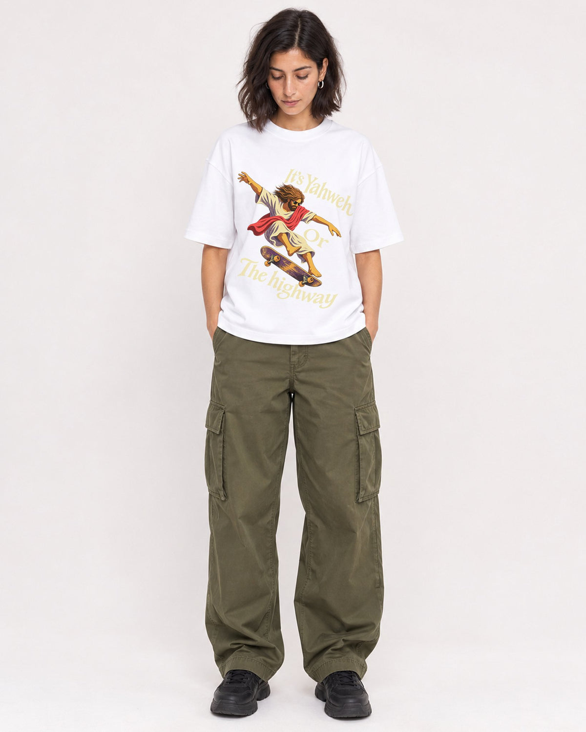 Mockup Boxy Heavyweight Tee White female full-body 37