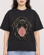 Mockup Boxy Heavyweight Tee Black female close-up 03