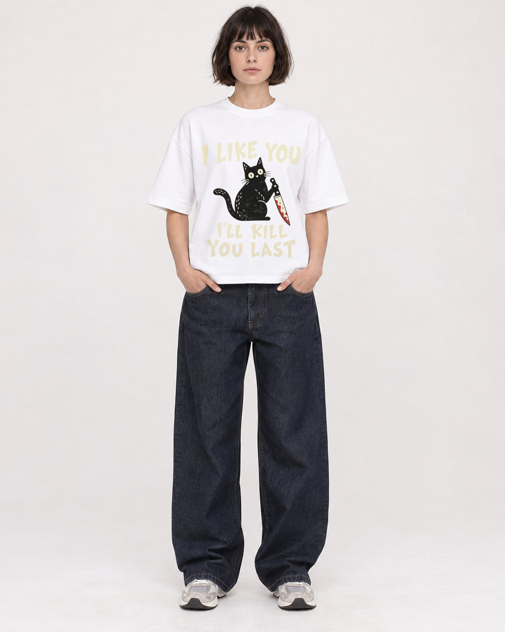 Mockup Boxy Heavyweight Tee White female full-body 39