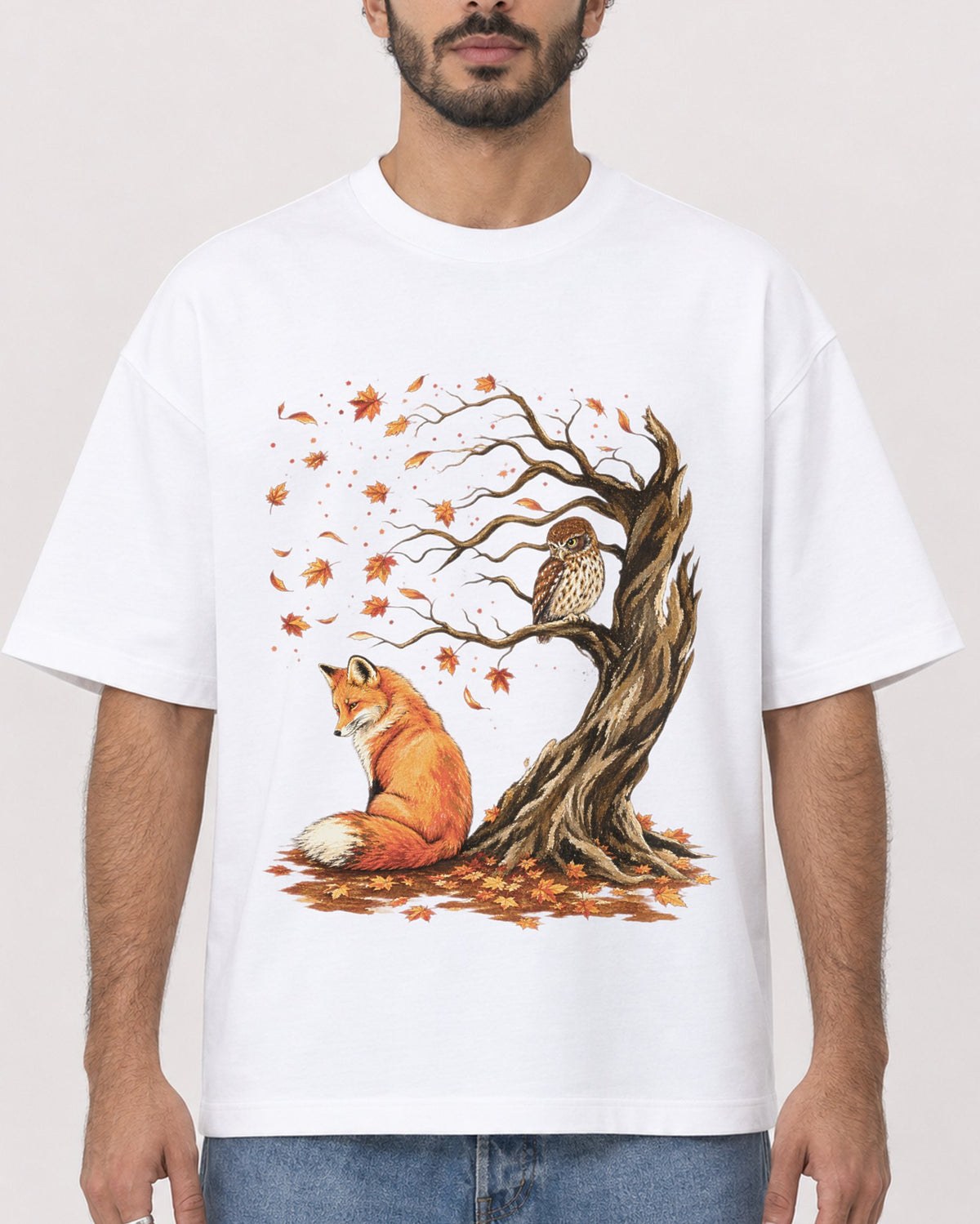 Mockup Boxy Heavyweight Tee White male close-up 27