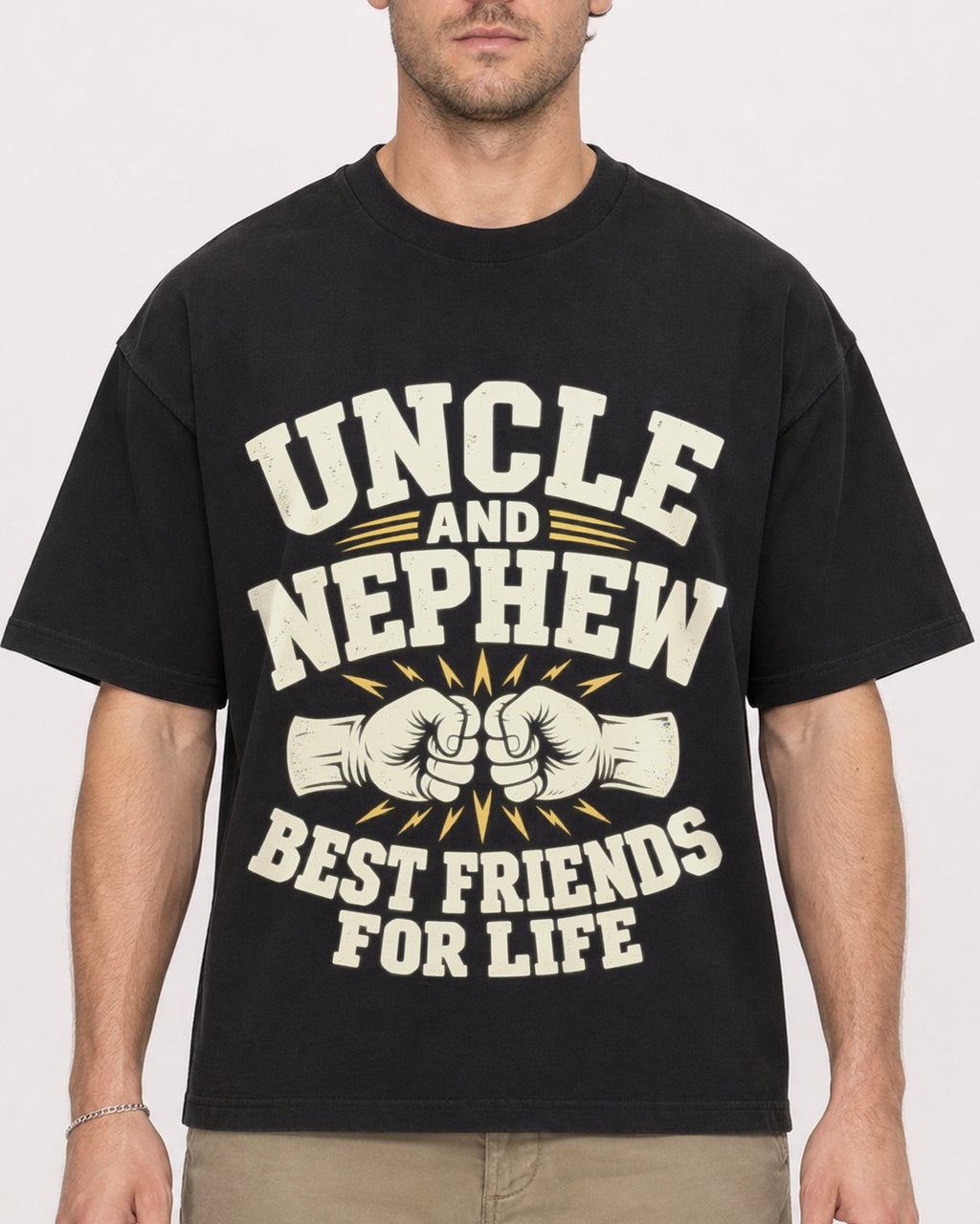 Mockup Boxy Heavyweight Tee Black male close-up 08