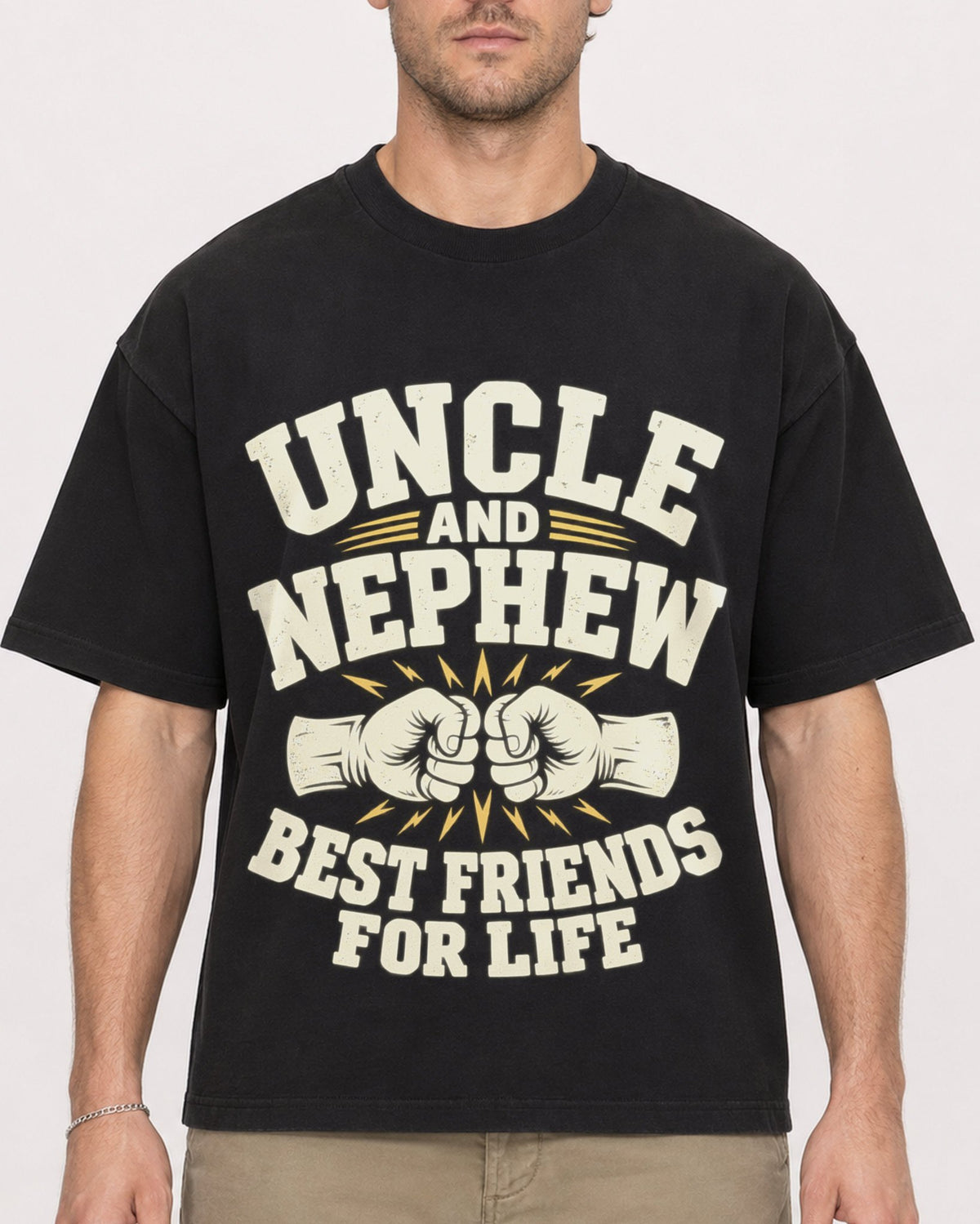 Mockup Boxy Heavyweight Tee Black male close-up 08