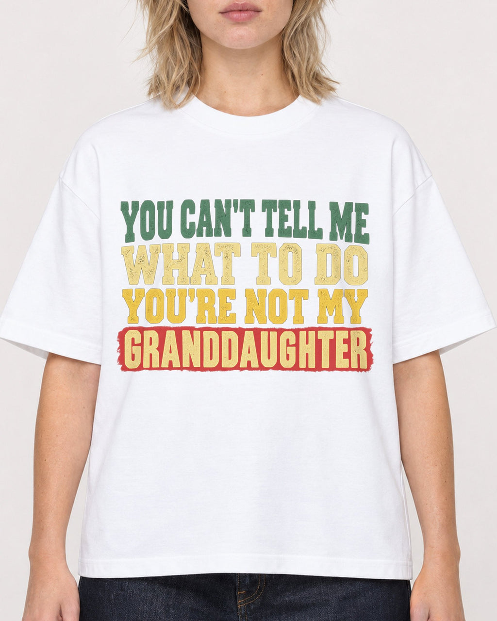 Mockup Boxy Heavyweight Tee White female close-up 19