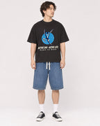 Mockup Boxy Heavyweight Tee Black male full-body 03