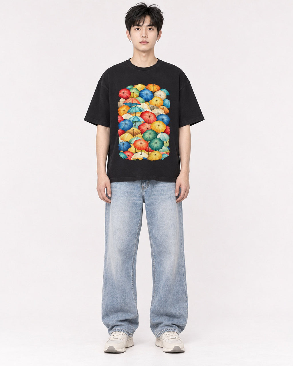 Mockup Boxy Heavyweight Tee Black male full-body 01