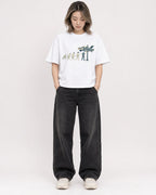 Mockup Boxy Heavyweight Tee White female full-body 33
