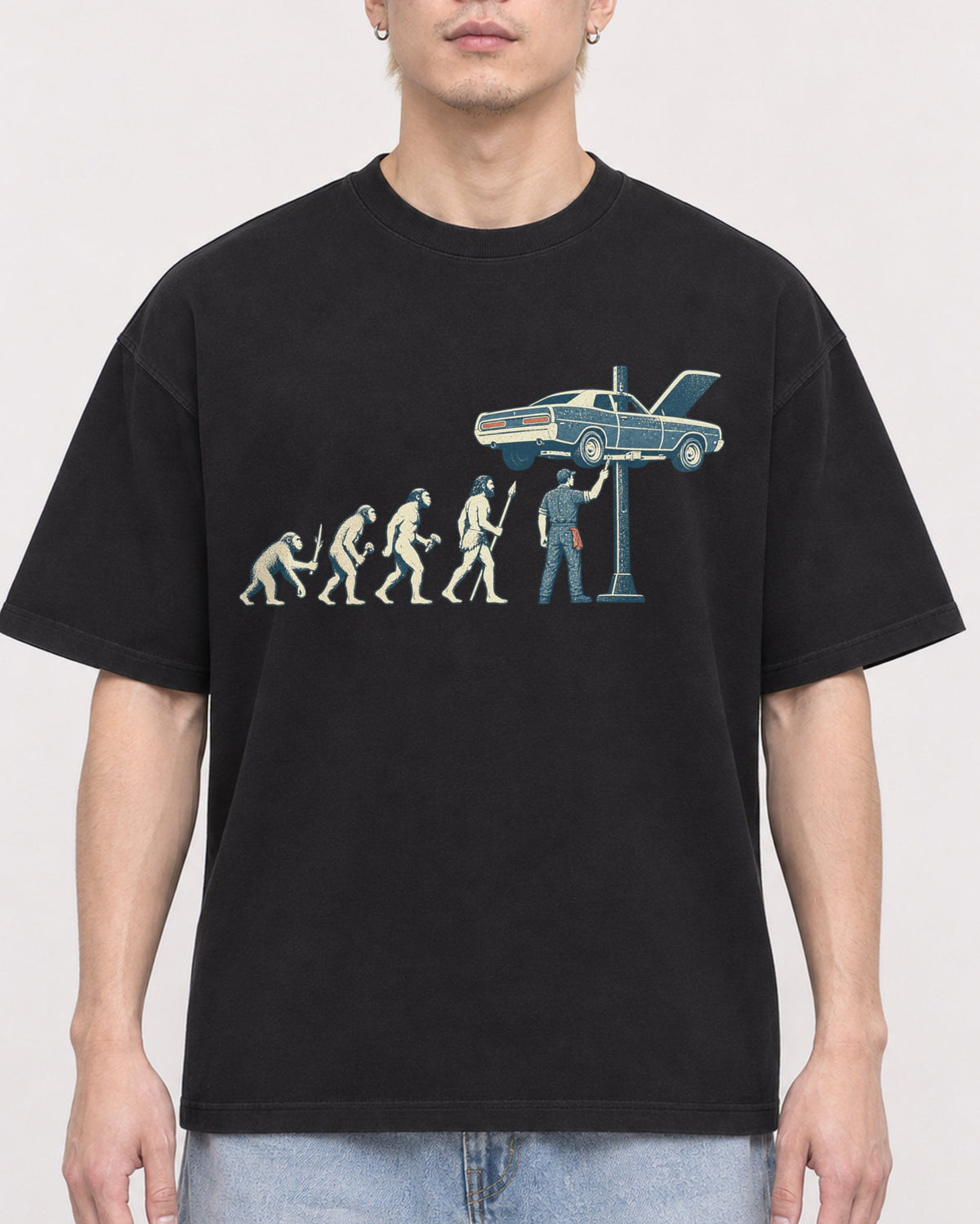 Mockup Boxy Heavyweight Tee Black male close-up 33