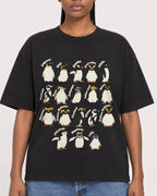 Mockup Boxy Heavyweight Tee Black female close-up 44