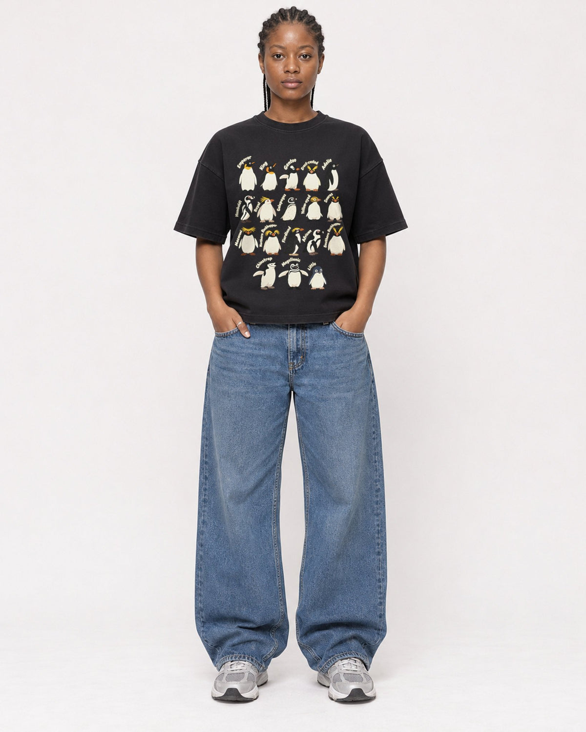 Mockup Boxy Heavyweight Tee Black female full-body 44