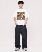 Mockup Boxy Heavyweight Tee White male full-body 01