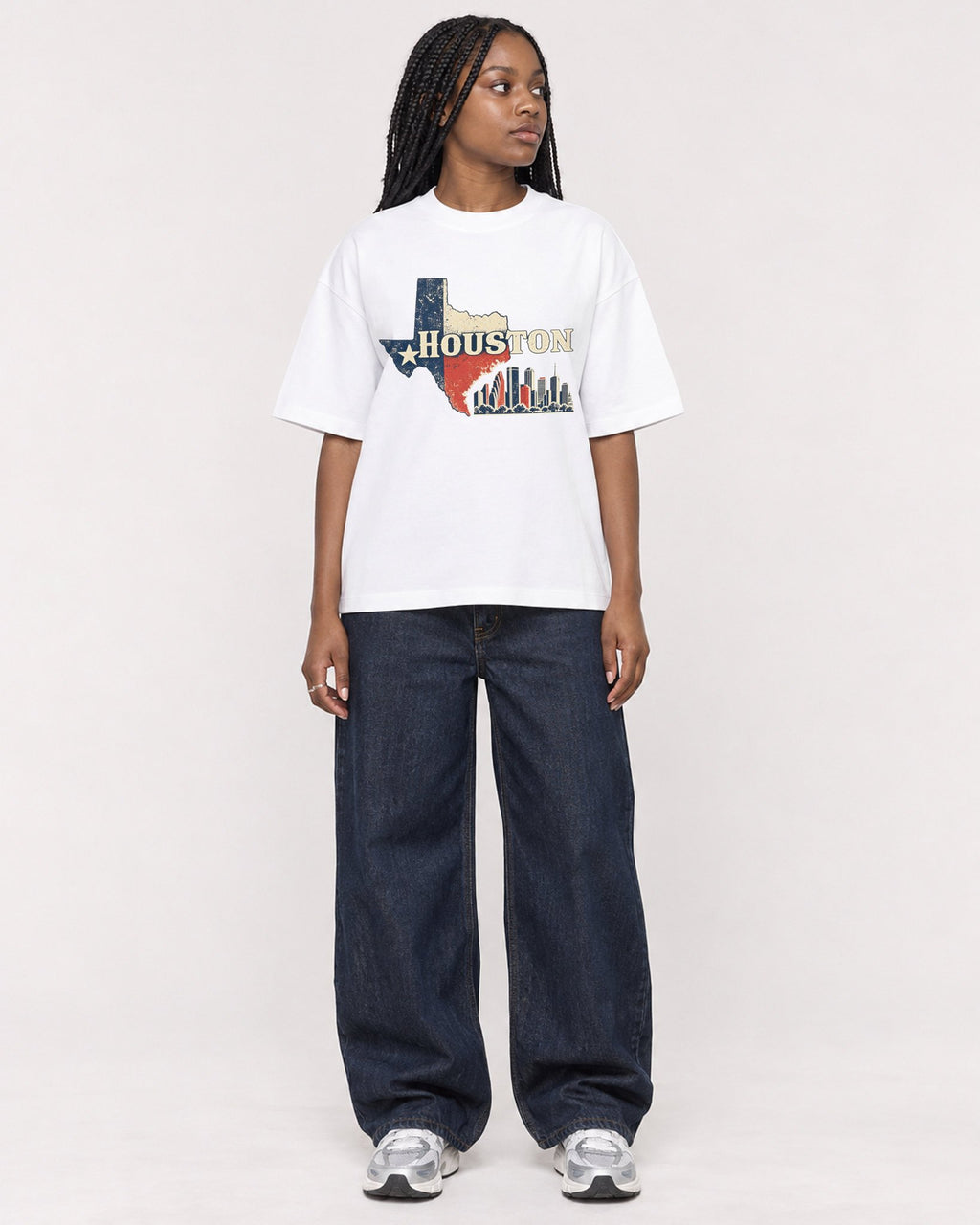 Mockup Boxy Heavyweight Tee White female full-body 04