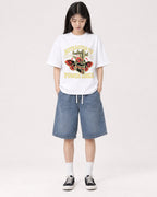 Mockup Boxy Heavyweight Tee White female full-body 01