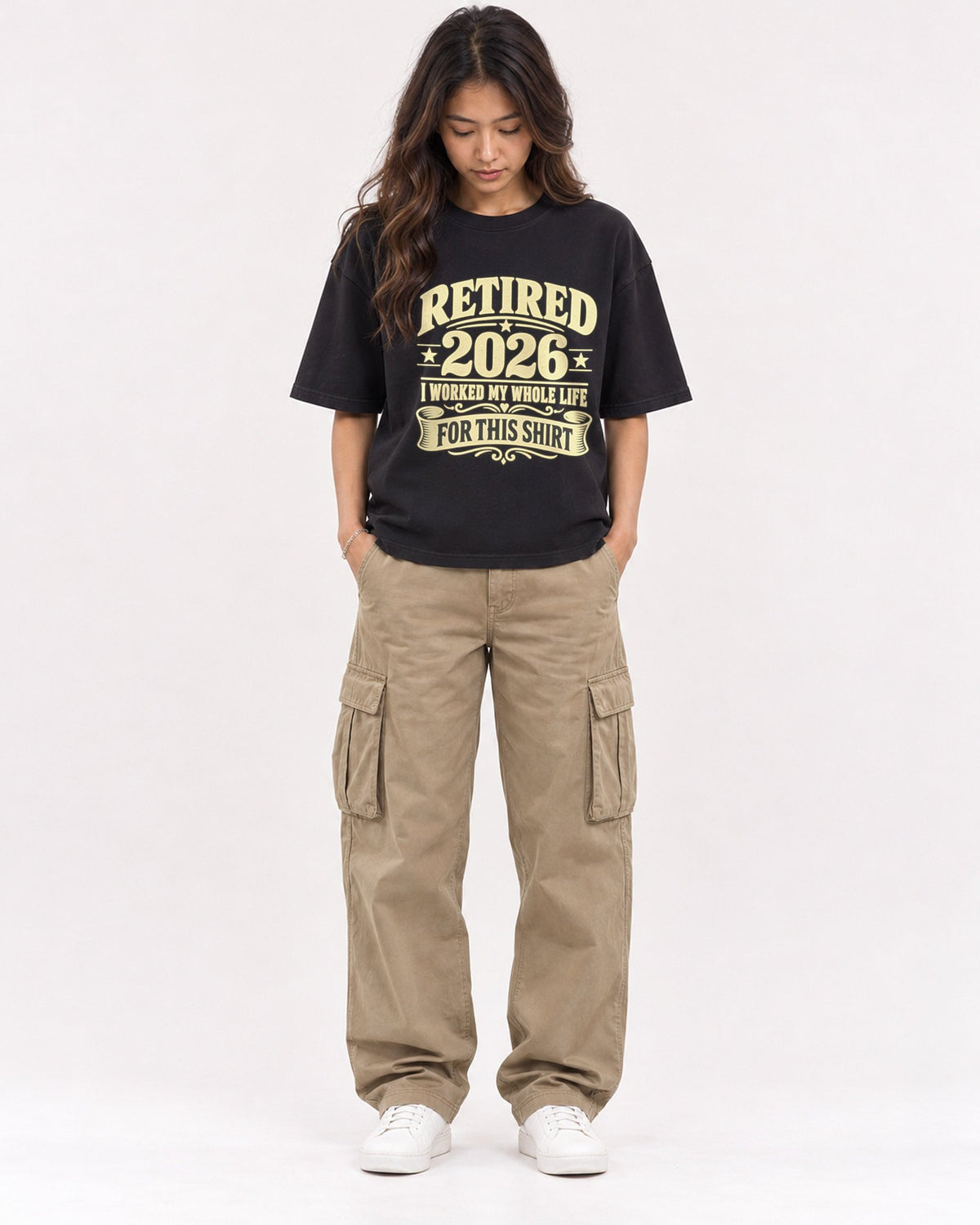 Mockup Boxy Heavyweight Tee Black female full-body 02