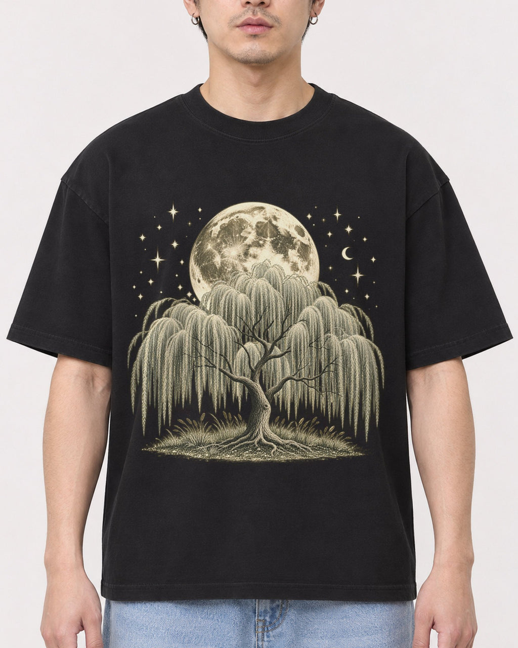 Mockup Boxy Heavyweight Tee Black male close-up 13