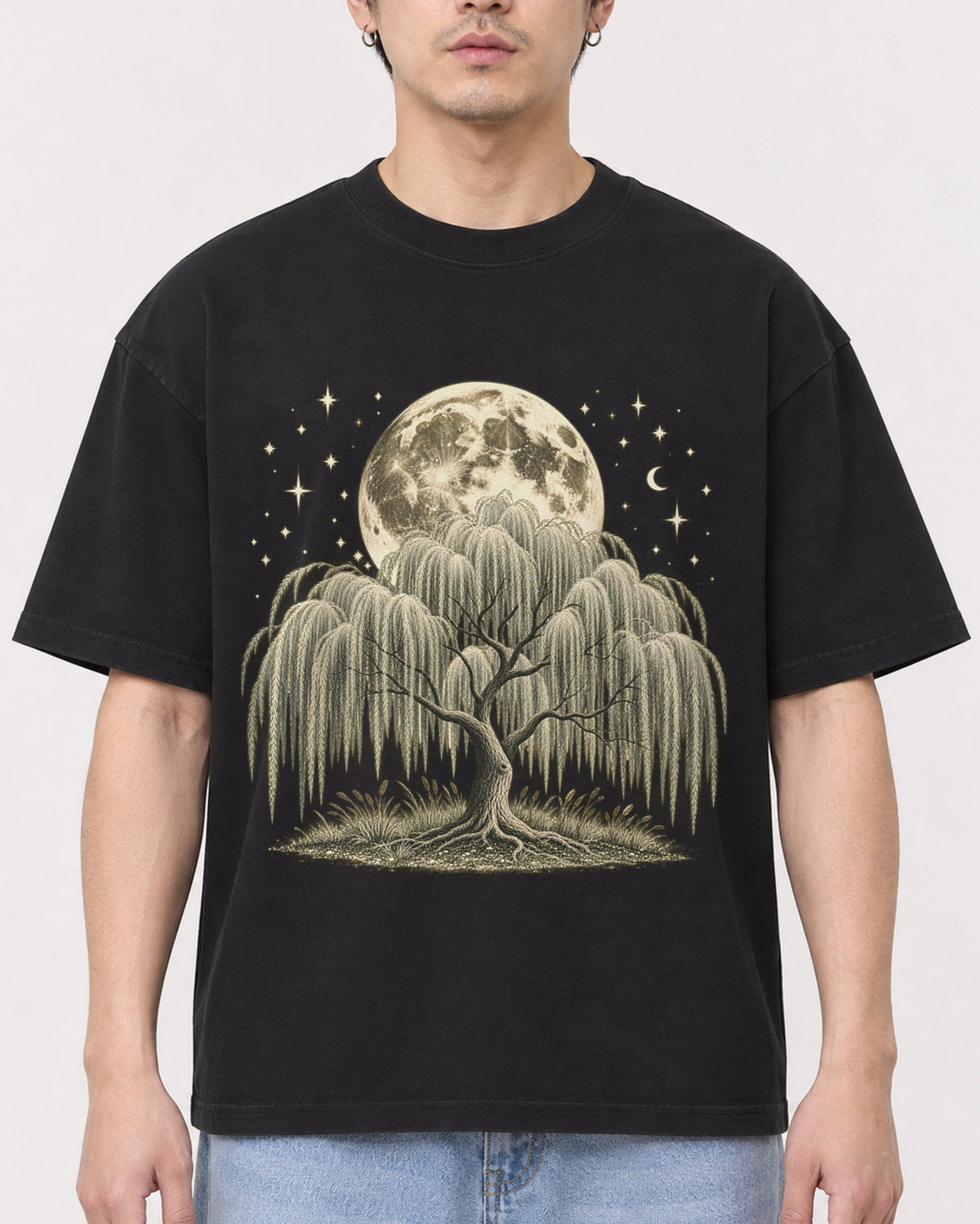 Mockup Boxy Heavyweight Tee Black male close-up 13