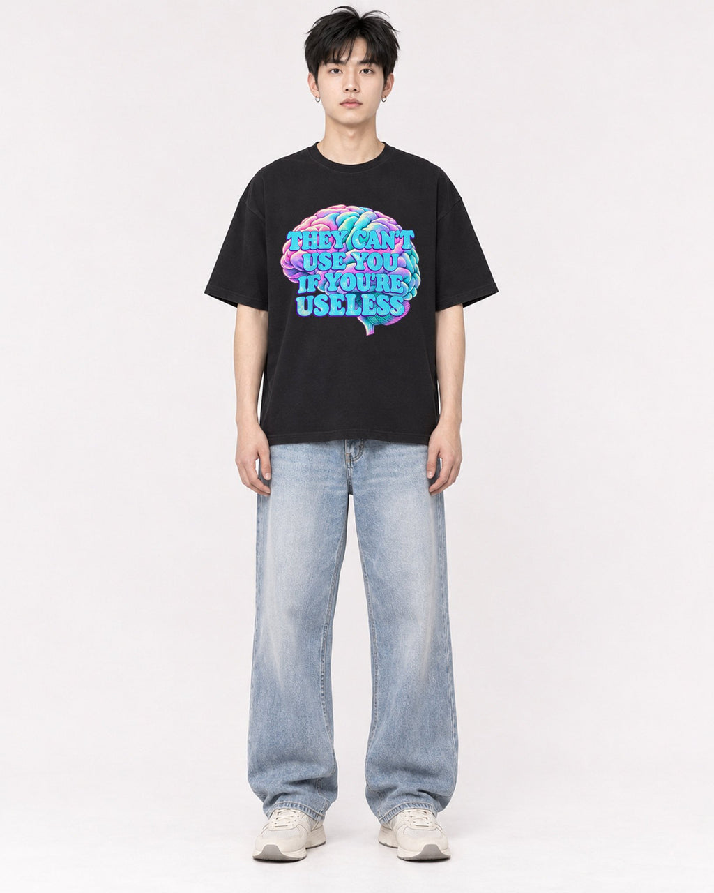 Mockup Boxy Heavyweight Tee Black male full-body 01