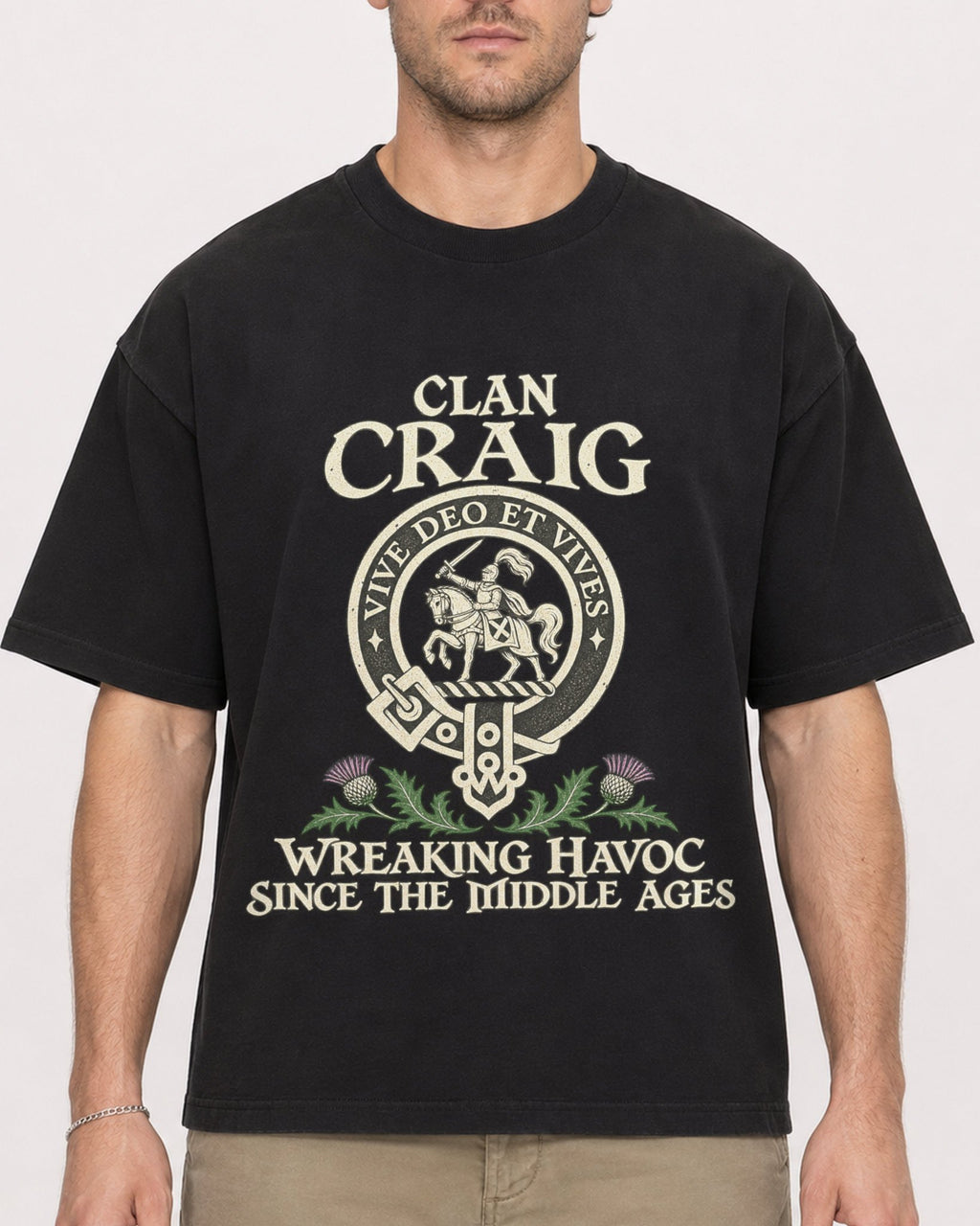 Mockup Boxy Heavyweight Tee Black male close-up 08