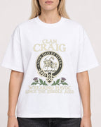 Mockup Boxy Heavyweight Tee White female close-up 08