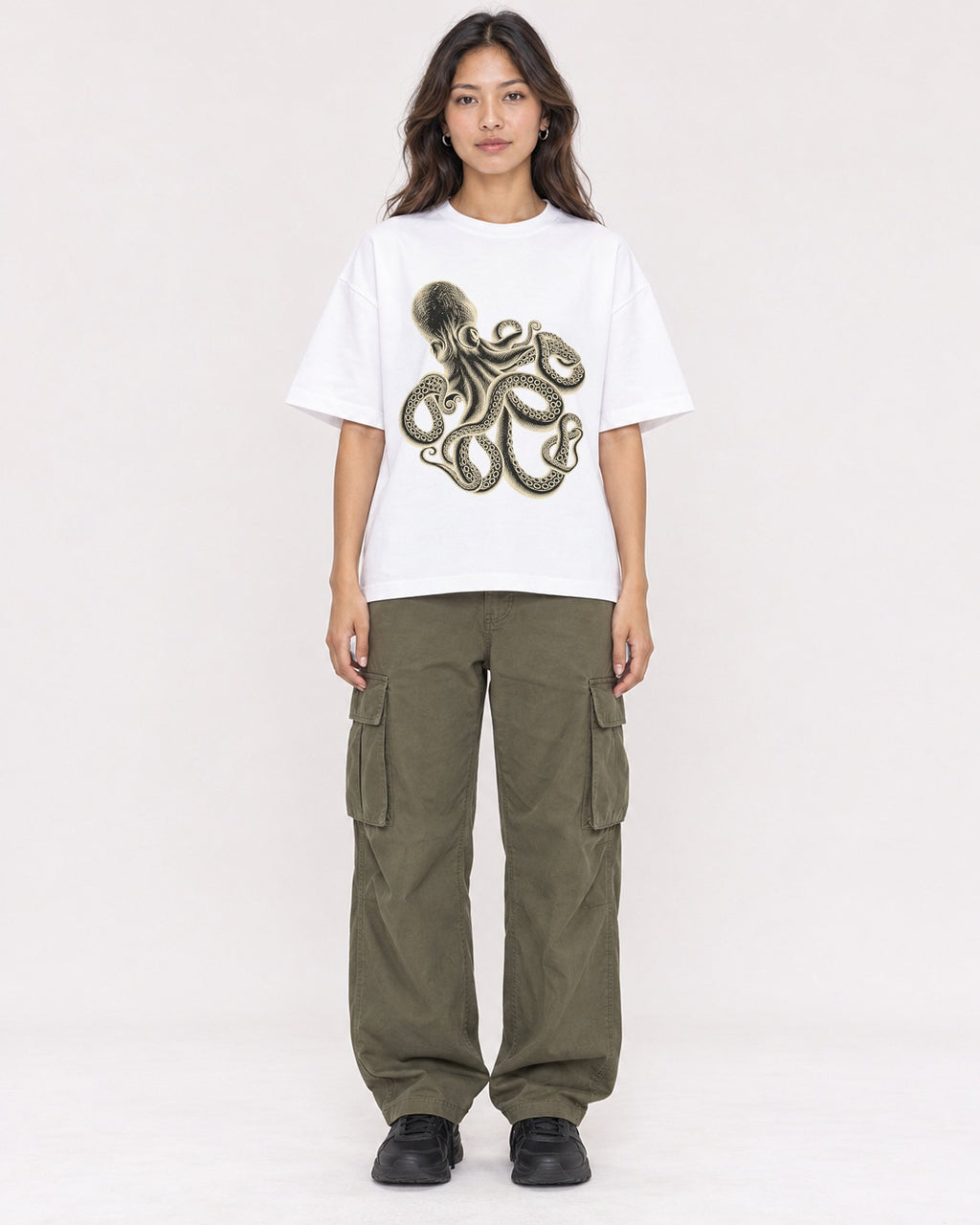Mockup Boxy Heavyweight Tee White female full-body 02
