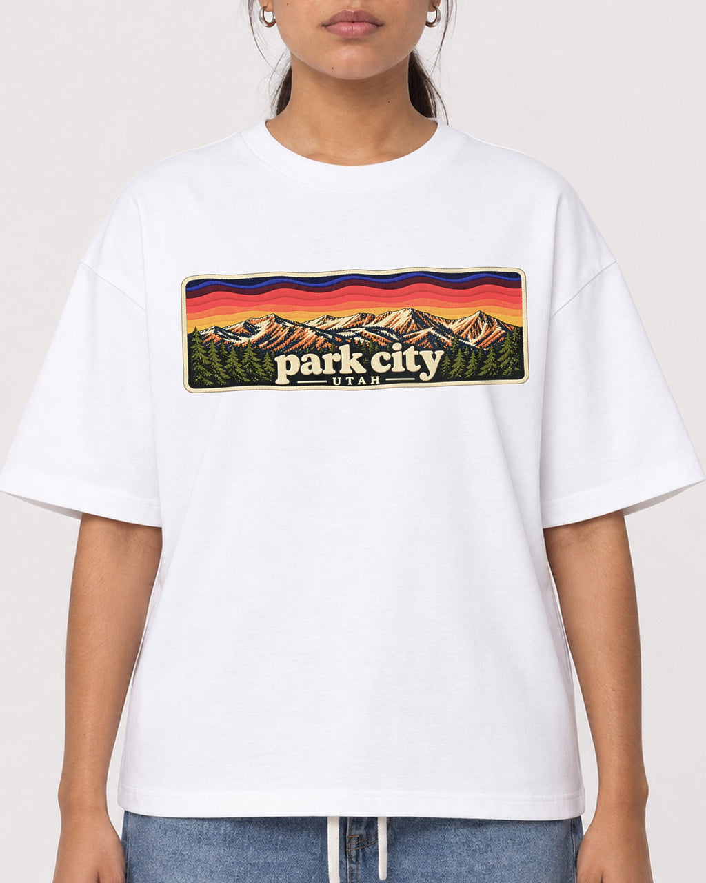Mockup Boxy Heavyweight Tee White female close-up 16