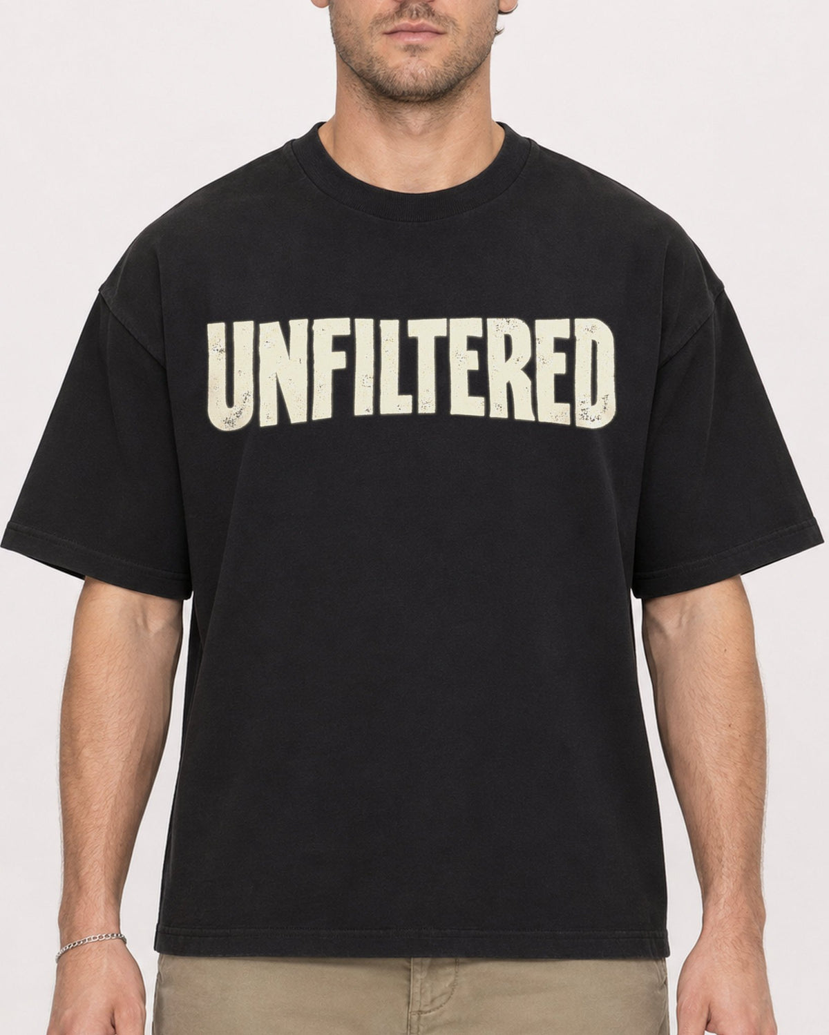Mockup Boxy Heavyweight Tee Black male close-up 08