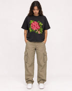 Mockup Boxy Heavyweight Tee Black female full-body 06