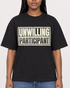 Mockup Boxy Heavyweight Tee Black female close-up 04