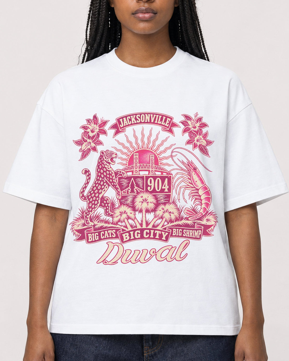 Mockup Boxy Heavyweight Tee White female close-up 04