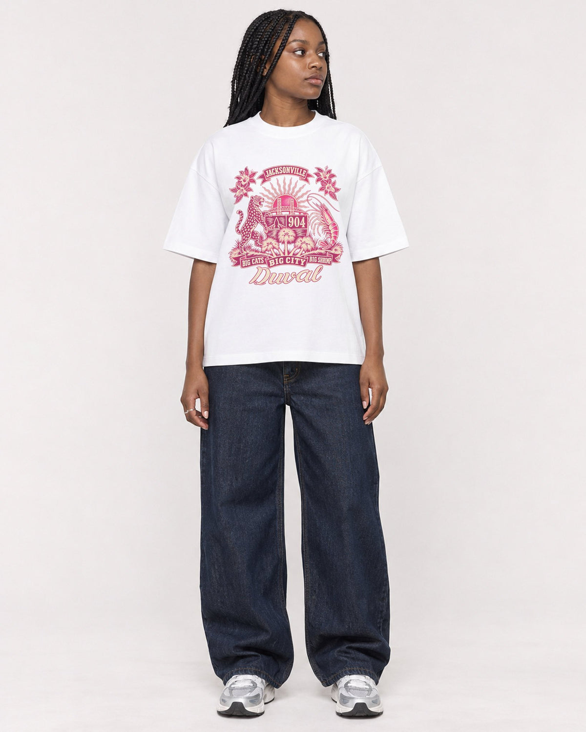 Mockup Boxy Heavyweight Tee White female full-body 04