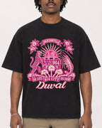 Mockup Boxy Heavyweight Tee Black male close-up 04
