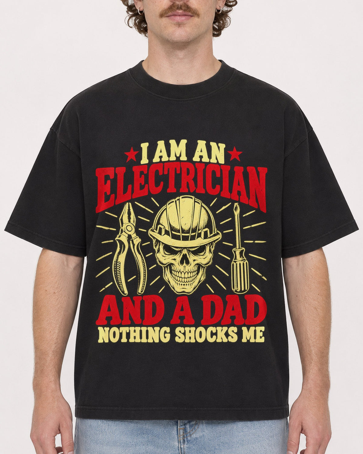 Mockup Boxy Heavyweight Tee Black male close-up 09