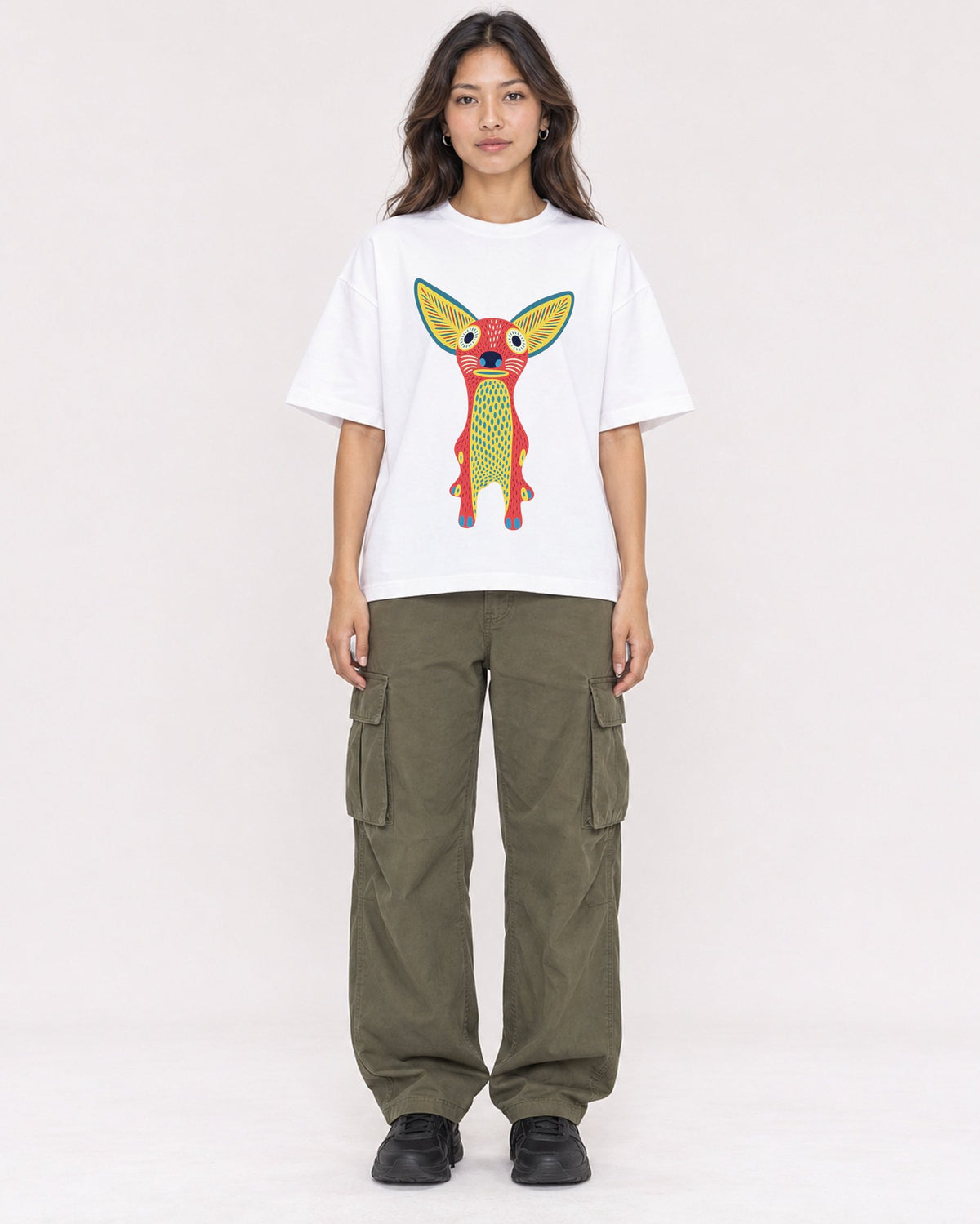 Mockup Boxy Heavyweight Tee White female full-body 02