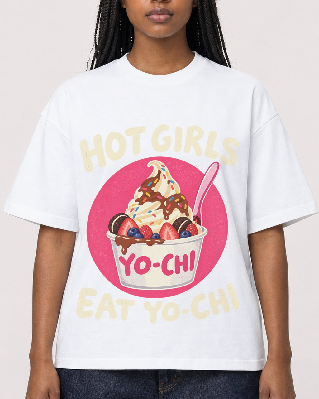 Mockup Boxy Heavyweight Tee White female close-up 04