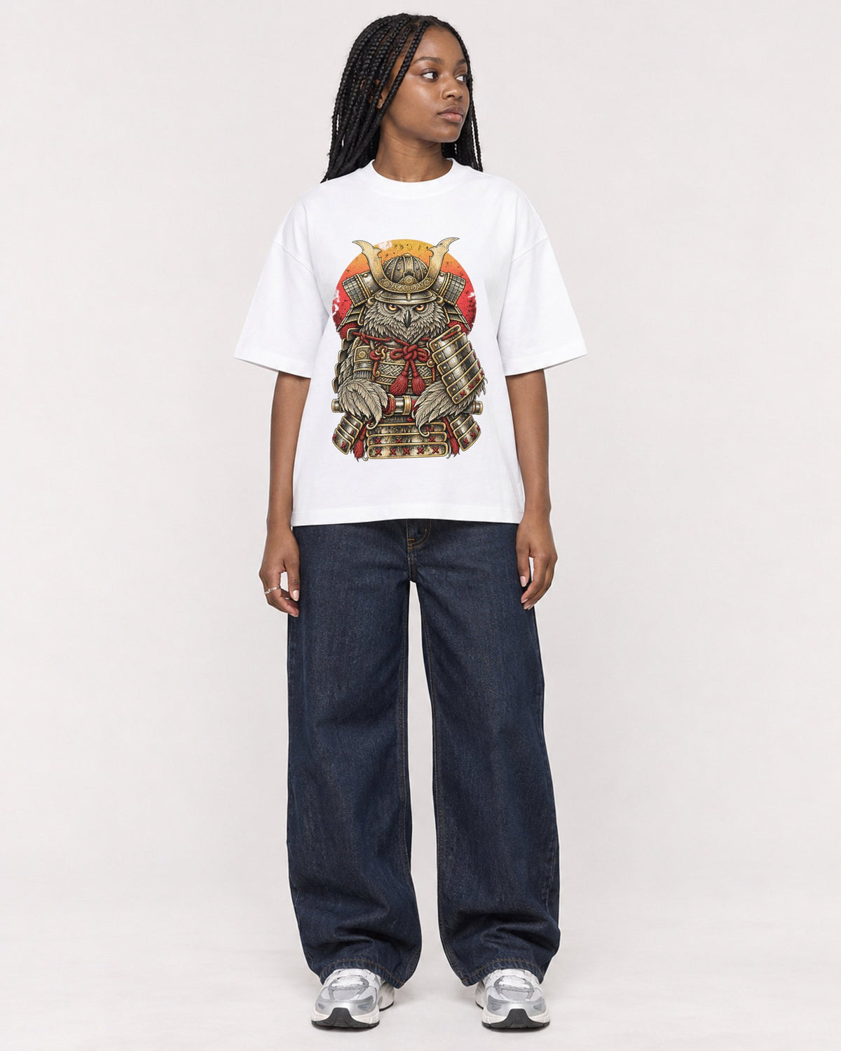 Mockup Boxy Heavyweight Tee White female full-body 04