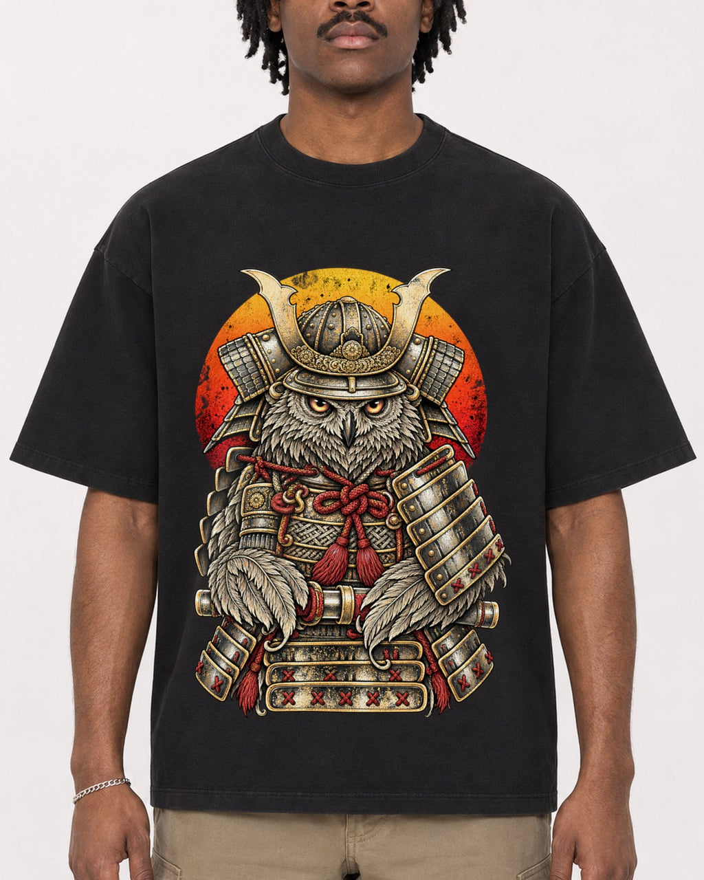 Mockup Boxy Heavyweight Tee Black male close-up 04