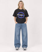 Mockup Boxy Heavyweight Tee Black female full-body 08