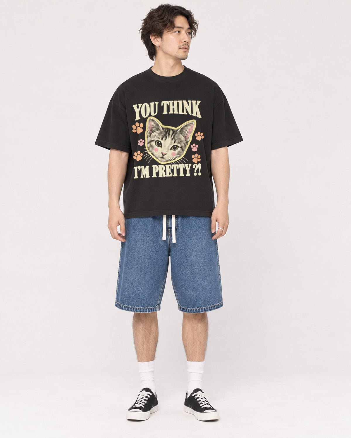 Mockup Boxy Heavyweight Tee Black male full-body 03