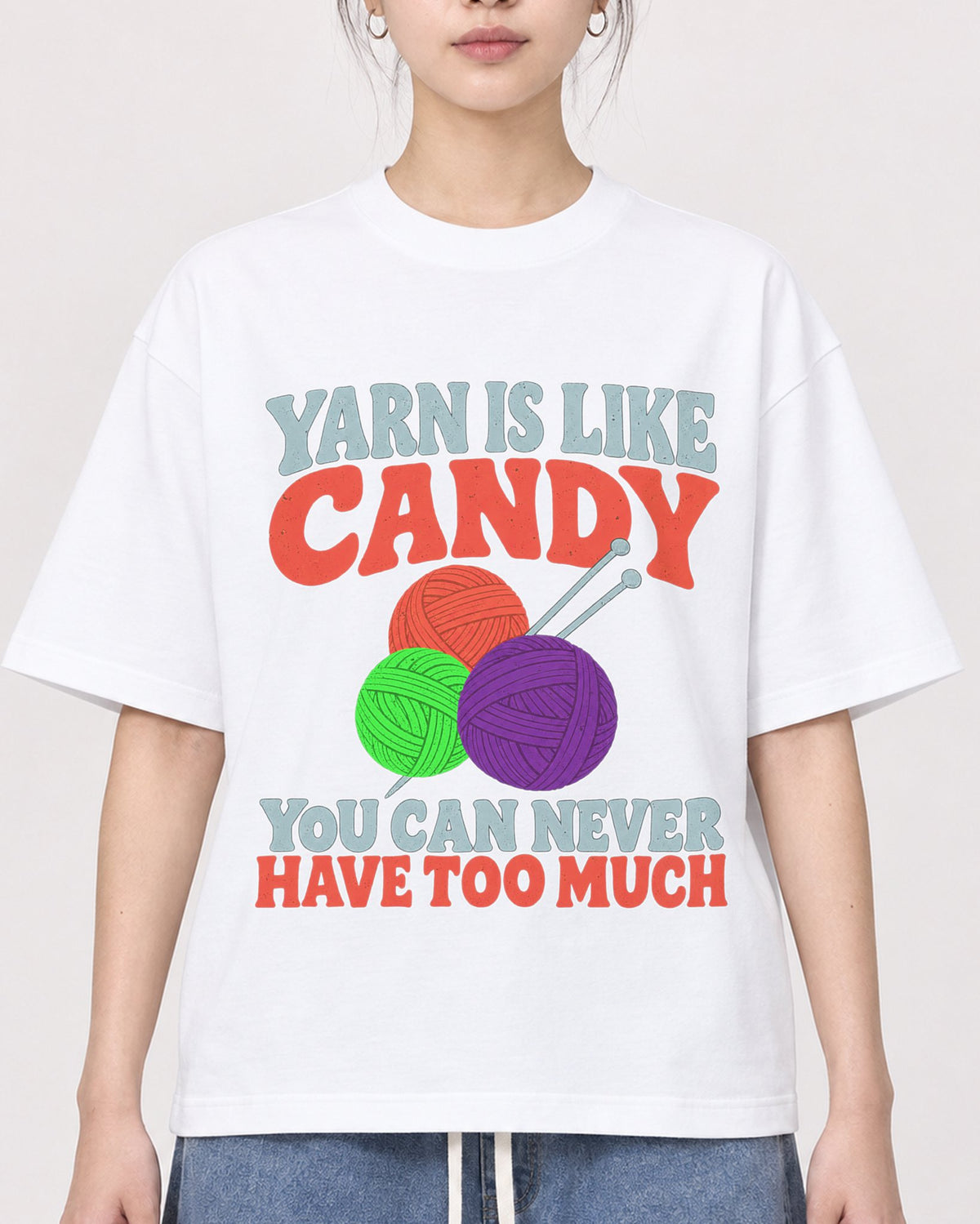 Mockup Boxy Heavyweight Tee White female close-up 41