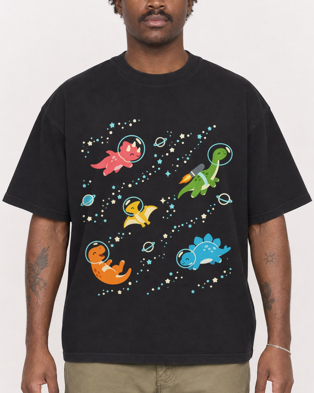 Mockup Boxy Heavyweight Tee Black male close-up 24