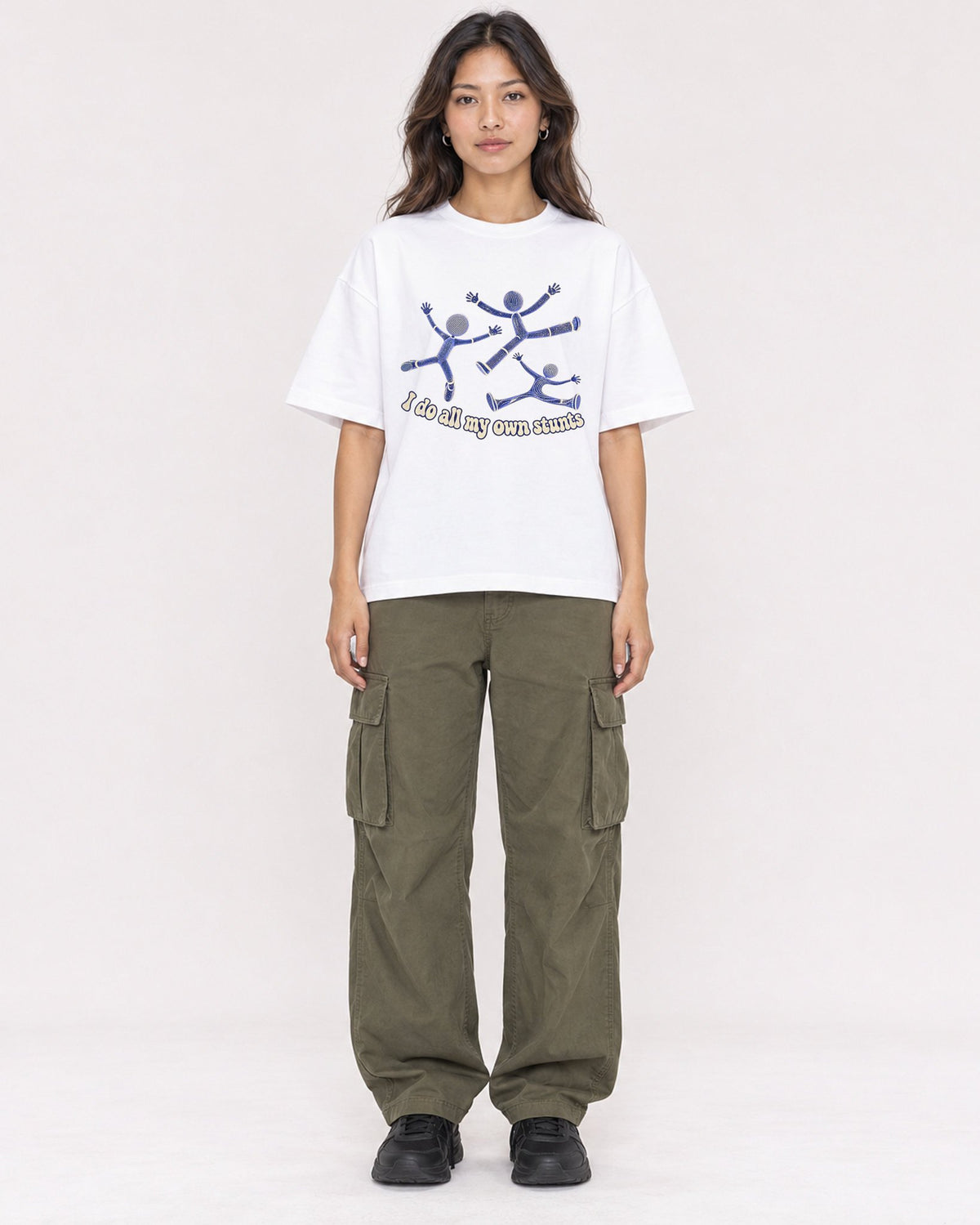 Mockup Boxy Heavyweight Tee White female full-body 02