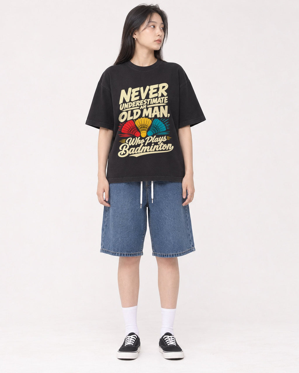 Mockup Boxy Heavyweight Tee Black female full-body 01