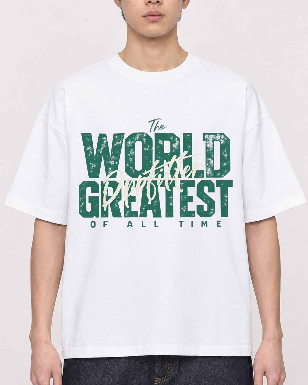 Mockup Boxy Heavyweight Tee White male close-up 01
