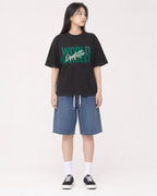 Mockup Boxy Heavyweight Tee Black female full-body 01