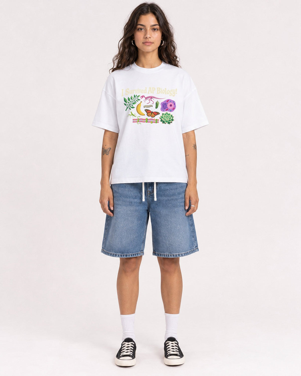 Mockup Boxy Heavyweight Tee White female full-body 06
