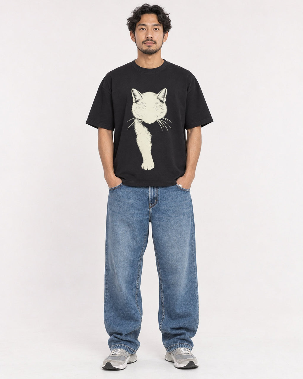 Mockup Boxy Heavyweight Tee Black male full-body 02
