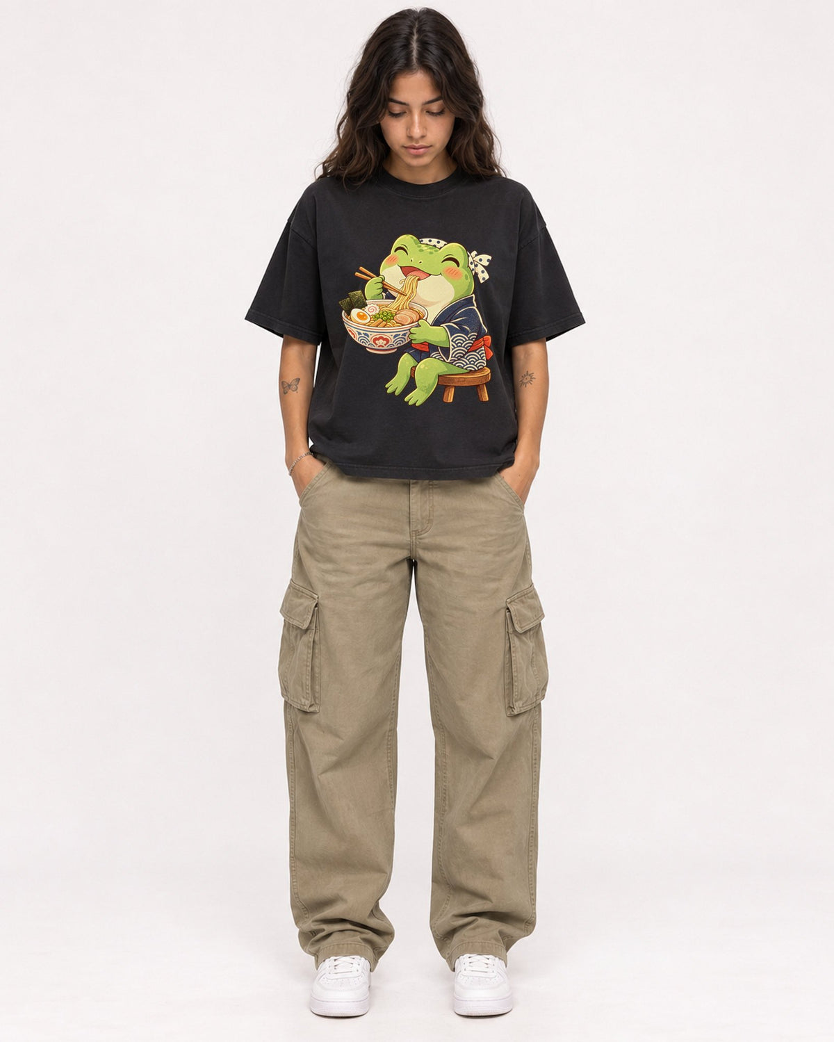Mockup Boxy Heavyweight Tee Black female full-body 06