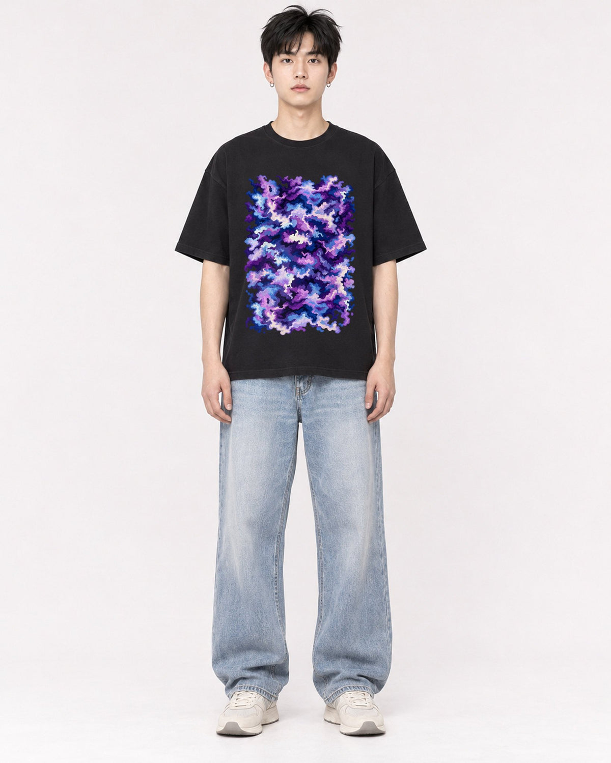 Mockup Boxy Heavyweight Tee Black male full-body 01