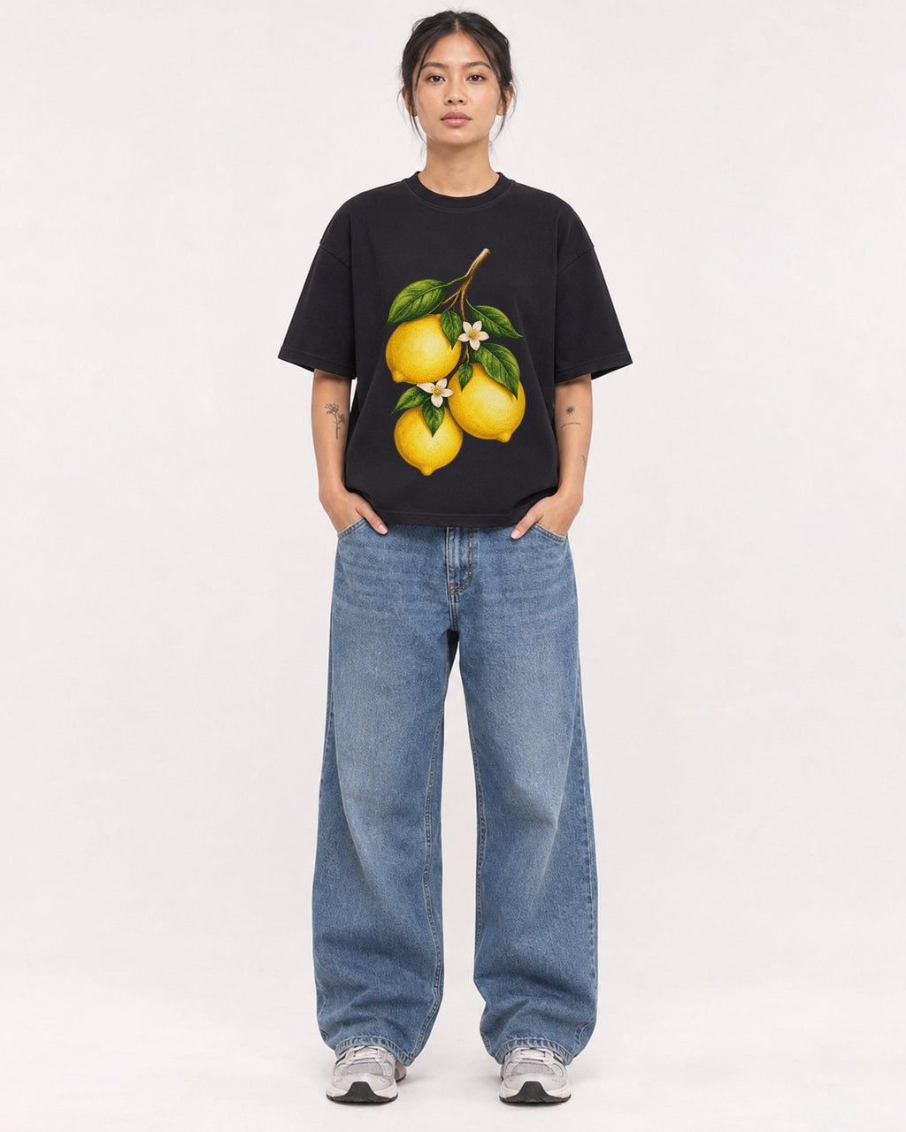 Mockup Boxy Heavyweight Tee Black female full-body 12