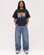 Mockup Boxy Heavyweight Tee Black female full-body 04