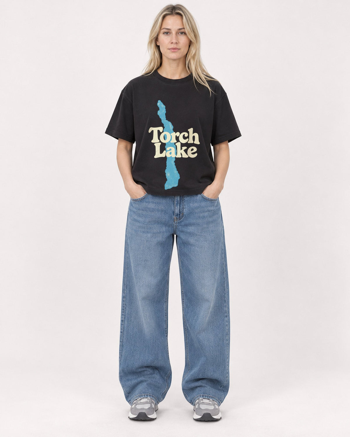Mockup Boxy Heavyweight Tee Black female full-body 08